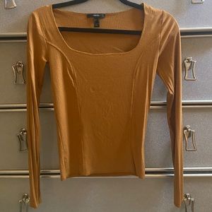 Ribbed long sleeve shirt